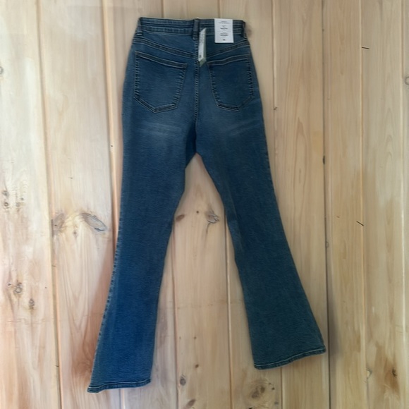 H&M High Waisted Wide Leg Jeans - Picture 3 of 4